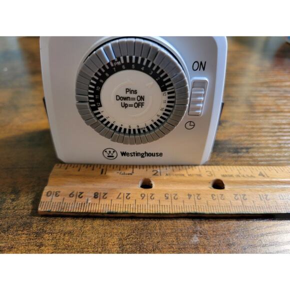 Westinghouse TM425 (01199) White 2-Outlet 24-Hr Mechanical Timer - Indoor -Works - Picture 8 of 8
